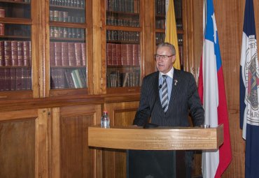 Presidente del Parlamento de Nueva Zelanda visitó la PUCV