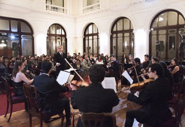 Orquesta de Cámara PUCV inaugura XXXVIII Temporada Anual de Conciertos en el Club de Viña del Mar - Foto 1