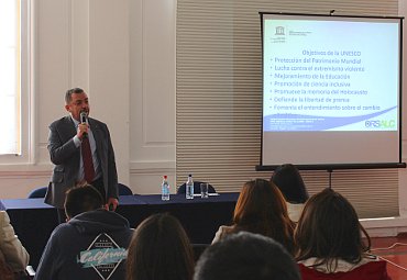 PUCV realiza conversatorio sobre responsabilidad social territorial