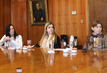 Autoridades de universidad USAL y PUCV se reúnen para promover cooperación internacional entre ambas instituciones - Foto 2