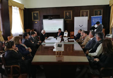 Nuevo Cuaderno del Foro Valparaíso presenta reflexiones sobre populismo y comunicación - Foto 3