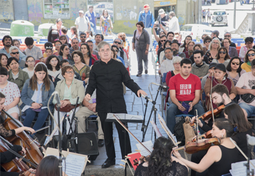 Coro Femenino y Orquesta de Cámara de la PUCV realizan Concierto de Navidad en Palacio Rioja e Iglesia La Matriz - Foto 3