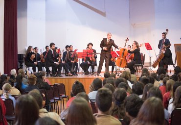 Orquesta de Cámara de la PUCV ofreció concierto en el Colegio Alemán de Valparaíso