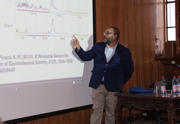 UMDU realiza seminario “Compartiendo Buenas Prácticas para la Innovación Docente en la PUCV” - Foto 2