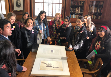 PUCV celebró el Día del Patrimonio con música, danza y recorridos por Casa Central - Foto 4