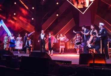 PUCV ofrece variada cartelera online de música, cine, folclore y patrimonio - Foto 1