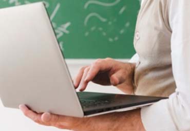 Portal permite que académicos conozcan las bondades de Meet y Zoom