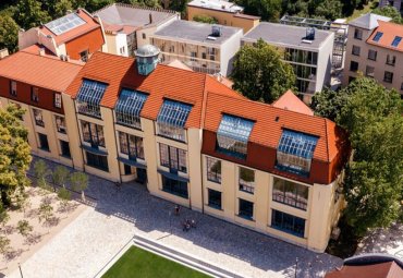 PUCV firma convenio de cooperación con Bauhaus-Universität Weimar