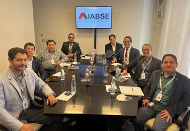 Visita al nuevo Aeropuerto Internacional de México marca primer encuentro presencial de grupo IABSE