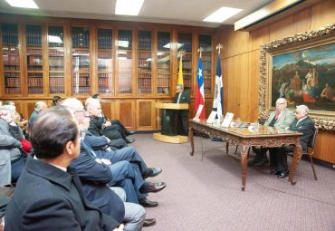 Facultad de Teología PUCV despide al profesor David Toledo - Foto 2