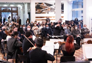 Orquesta Clásica y Coro de Cámara PUCV ofrecieron Concierto de Apertura por Asunción del Rector