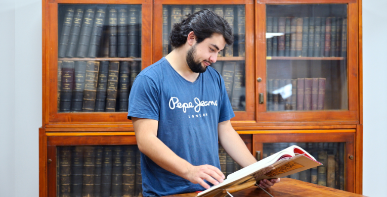 Licenciatura en Est Teológicos, Bíblicos y Diálogo Ecuménico