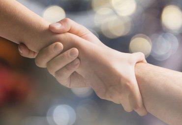 PUCV colabora en asistencia a afectados por incendio de Viña del Mar