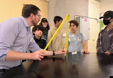 Estudiantes BETA fueron parte de innovador taller de ingenierías PUCV