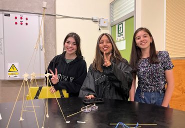 Estudiantes BETA fueron parte de innovador taller de ingenierías PUCV - Foto 2