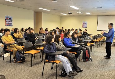 Estudiantes de primer año PUCV aprenden sobre inclusión en el contexto universitario - Foto 2