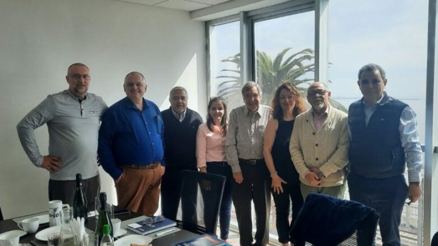 CFT PUCV avanza en colaboración con el Instituto Universitario de Tecnología de París