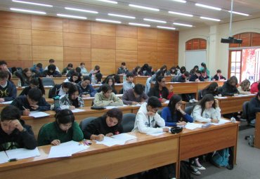 Estudiantes de la región protagonizan Campeonato Escolar de Matemáticas en la PUCV - Foto 1