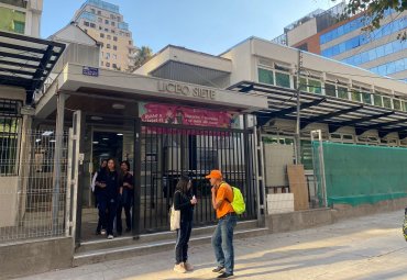 Propedéutico PUCV Ingeniería Santiago realiza charlas en establecimientos educacionales