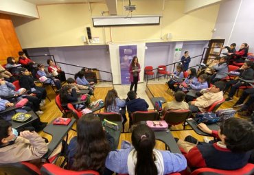 EUV celebra Día del Libro con recorridos por los campus de la PUCV - Foto 2