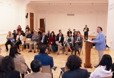 Universidad celebra a 11 académicos y académicas que logran jerarquía titular - Foto 3
