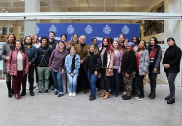 PUCV efectuará ceremonia de bienvenida a estudiantes extranjeros