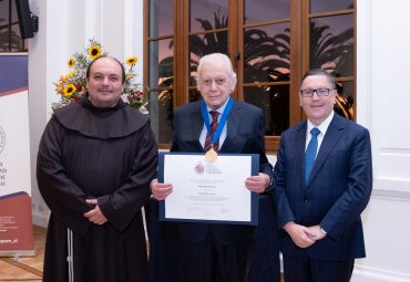 Raúl Allard es el nuevo Doctor Honoris Causa de la Casa de Estudios