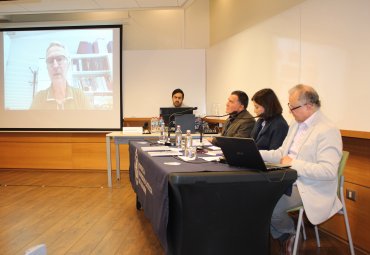 PUCV presentó libro sobre transformación digital en las universidades - Foto 3