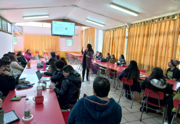 Programa de Interculturalidad PUCV realiza charla sobre procesos migratorios