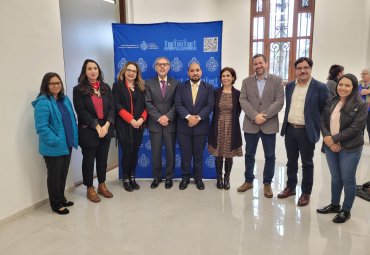 Comitiva de Honduras visitó la PUCV para conocer experiencia en formación docente