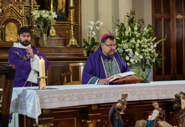 PUCV realiza tradicional Misa de Navidad y Saludo al Pesebre