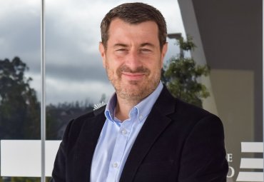 Profesor Dante Queirolo asumió como nuevo decano de Ciencias del Mar y Geografía