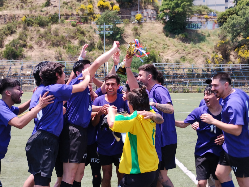 Estudiantes de la PUCV disputan edición 2024 de Copa DIDAF