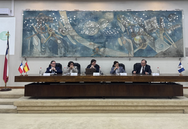 PUCV participa en inauguración de primer encuentro de rectores y rectoras Chile-España
