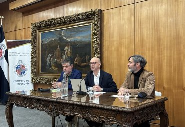 Instituto de Filosofía inauguró Año Académico con conferencia de destacado académico español