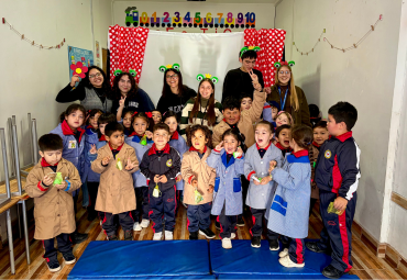 Estudiantes promueven conciencia ambiental en escolares a través del proyecto “Ecosombras”