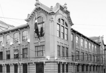 PUCV comunica sensible fallecimiento de profesor Andrés Markovits