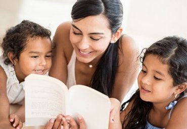 Entregan consejos para educar y acompañar a niños ante emergencias