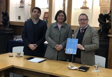 Sindicato Alberto Hurtado entregó propuesta de contrato colectivo 2025-2027