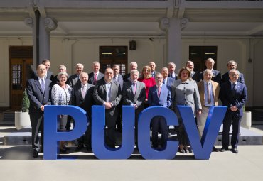 Presentan libro sobre el bicentenario del Cuerpo Consular en Valparaíso
