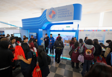 GALERÍA: PUCV presente en Feria SIAD Valparaíso 2025