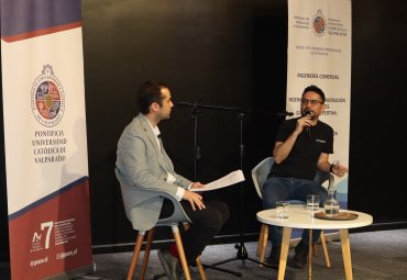 Cofundador de Fintual comparte su experiencia con estudiantes de la Escuela de Negocios y Economía