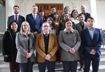 PUCV y Sindicato Alberto Hurtado suscriben nuevo Contrato Colectivo 2025-2027