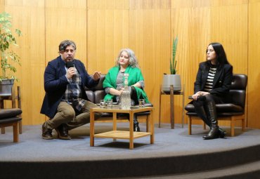 “Dialogando al Centenario”: Conversatorio reflexionó sobre la convivencia digital