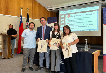 Destacados exponentes de la educación comparten experiencias en el marco del Día del Profesor y la Profesora