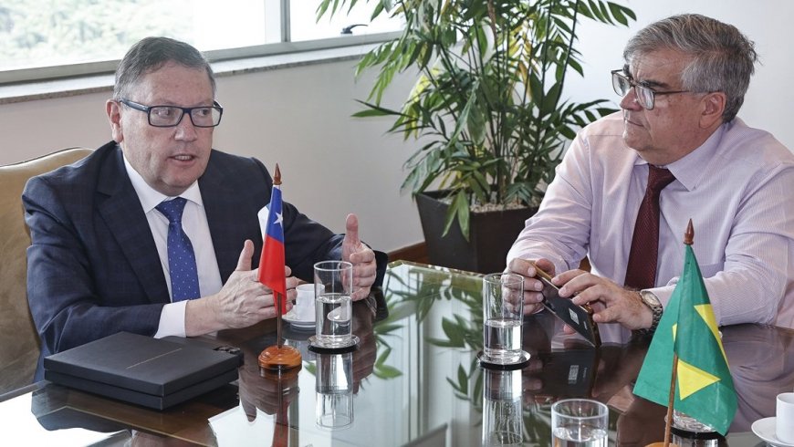 PUCV signs cooperation agreement with one of the best universities in Latin America