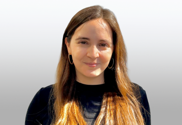 Nueva profesora asociada se incorpora a Escuela de Ingeniería Bioquímica