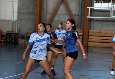 Club Deportivo PUCV se prepara para su debut en la Asociación Metropolitana de Balonmano