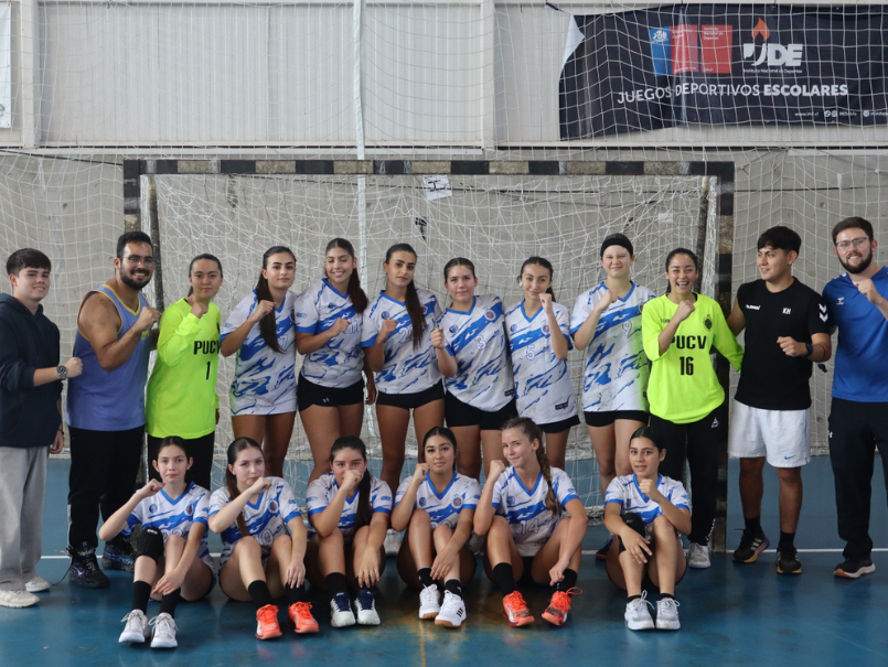 Club Deportivo PUCV se prepara para su debut en la Asociación Metropolitana de Balonmano