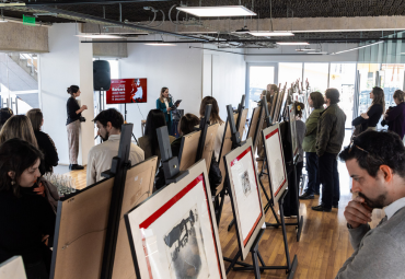 GALERÍA: Inauguración de exclusiva exposición de grabados en Escuela de Arquitectura y Diseño